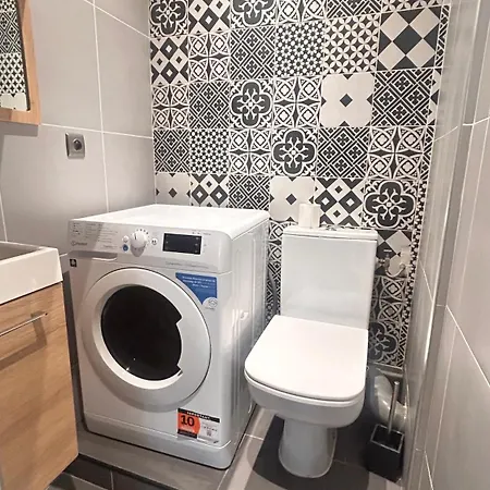 Apartamento Cozy One Bedroom Apartment-city Center Niza